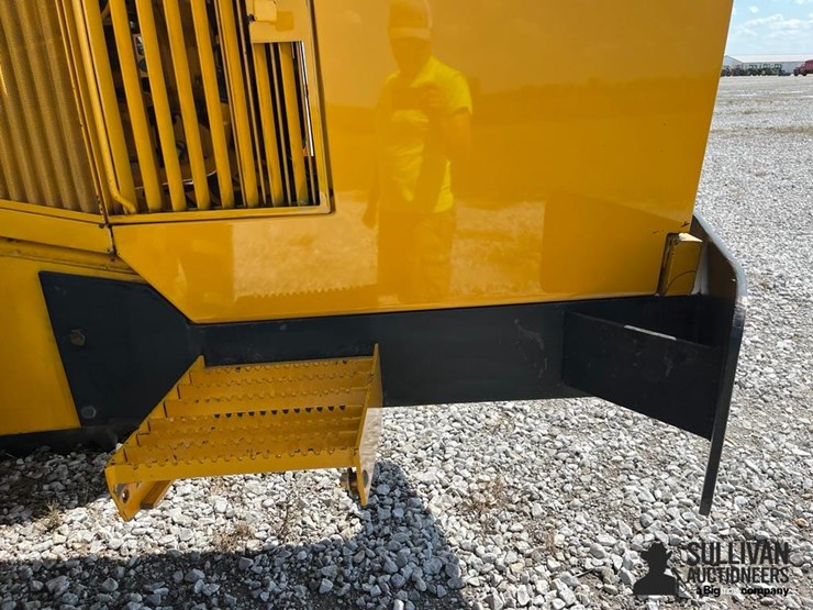 1989-john-deere-8560-image-16