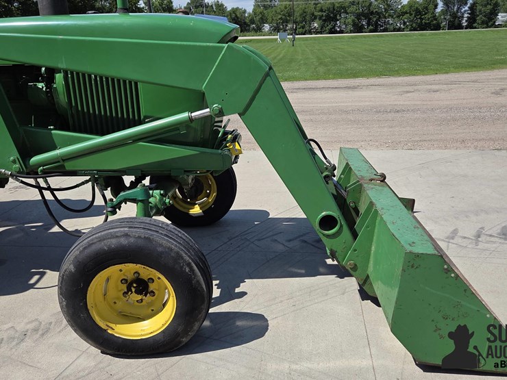 john-deere-4020-image-18