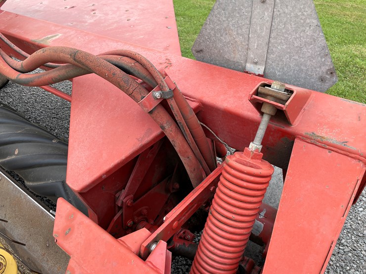 1998-new-holland-499-image-11