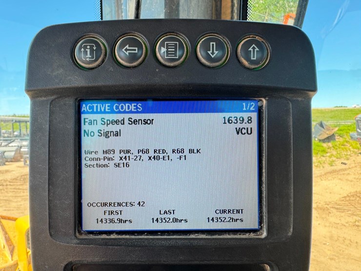 2013-deere-824k-image-47