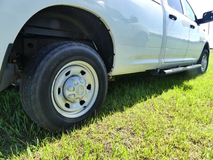 2016-dodge-ram-2500-image-5