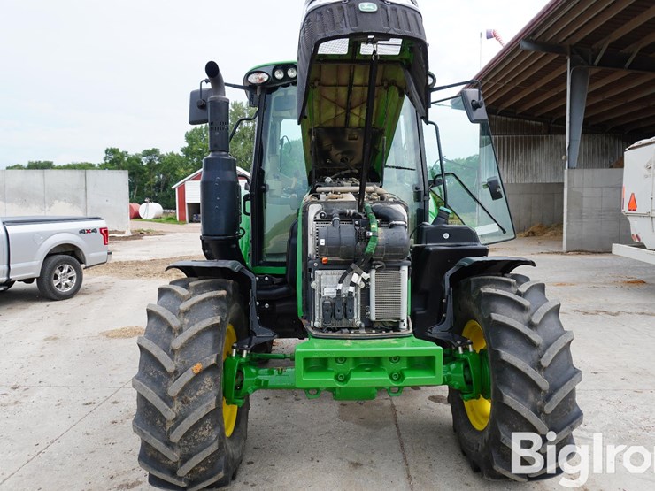 2020-john-deere-6120m-image-11