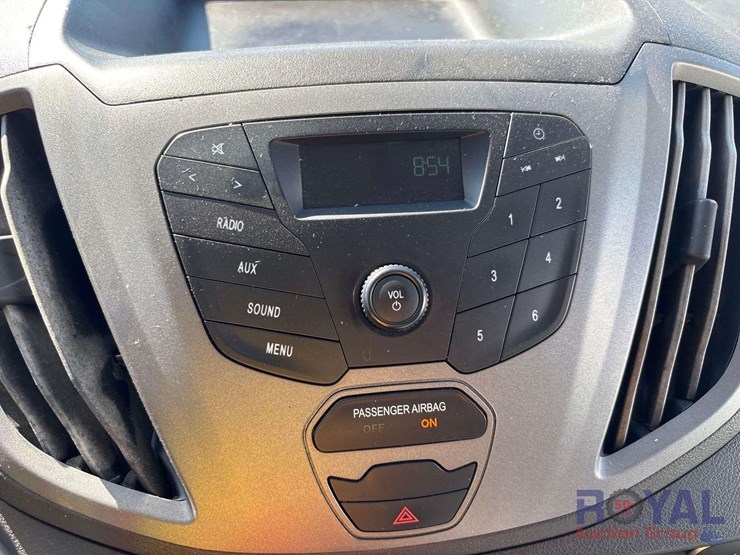 2016-ford-transit-image-14