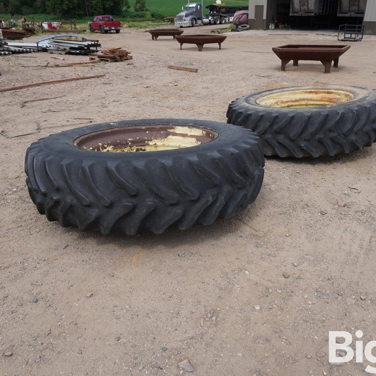 18.4-42 W 38" JD Centers Tires