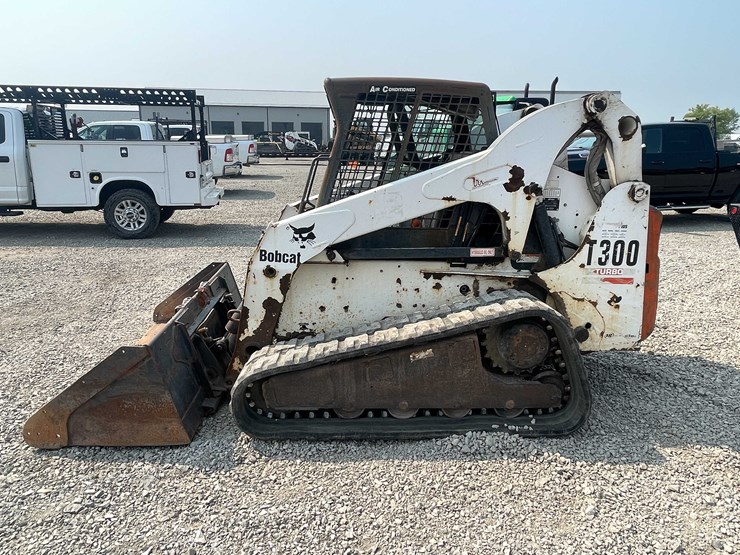 bobcat-t300-image-2