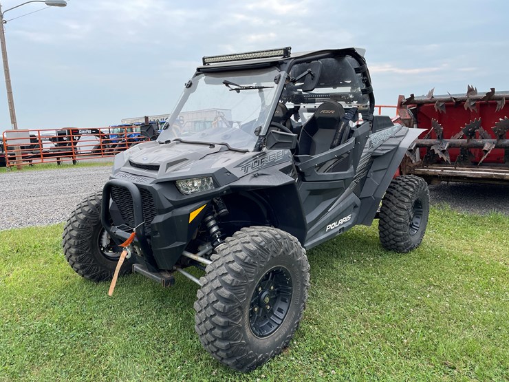 2017-polaris-rzr-xp-turbo-eps-image-1