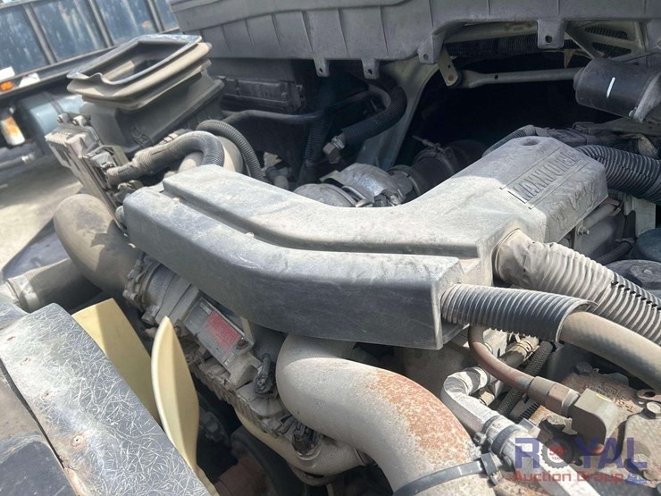 2014-international-durastar-4300-image-38