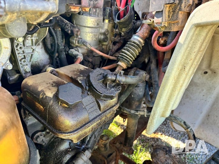 2011-freightliner-truck-(gp11247,-unit-115385)-image-46