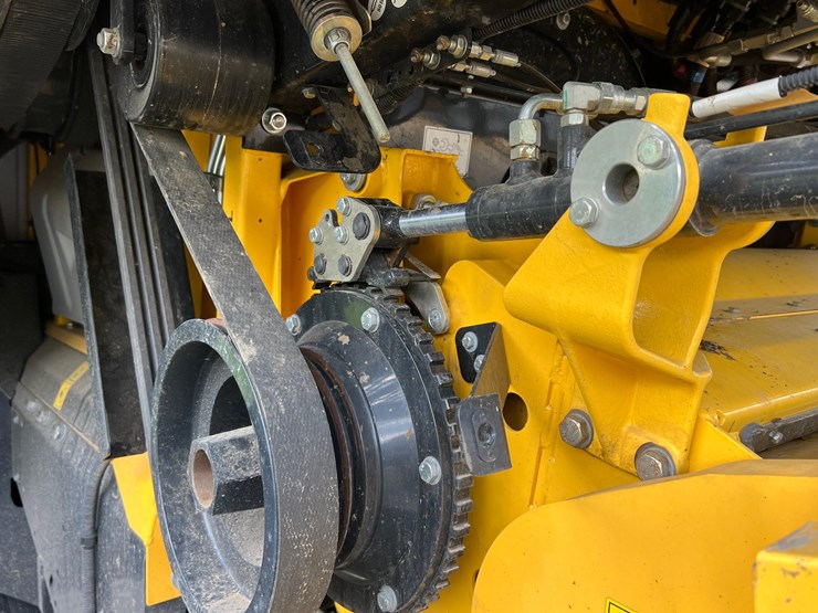 2023-new-holland-cr10.90-image-33
