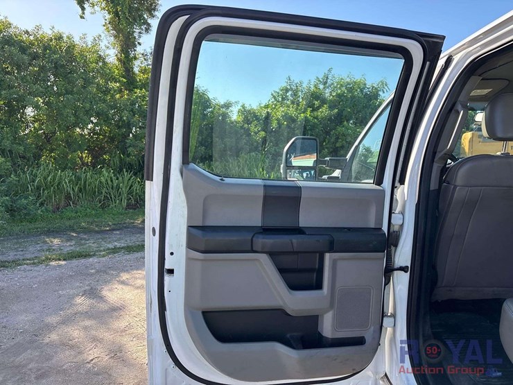 2019-ford-f250-image-16