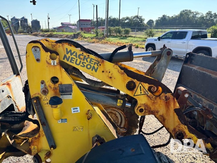 2014-wacker-neuson-wl36-image-44