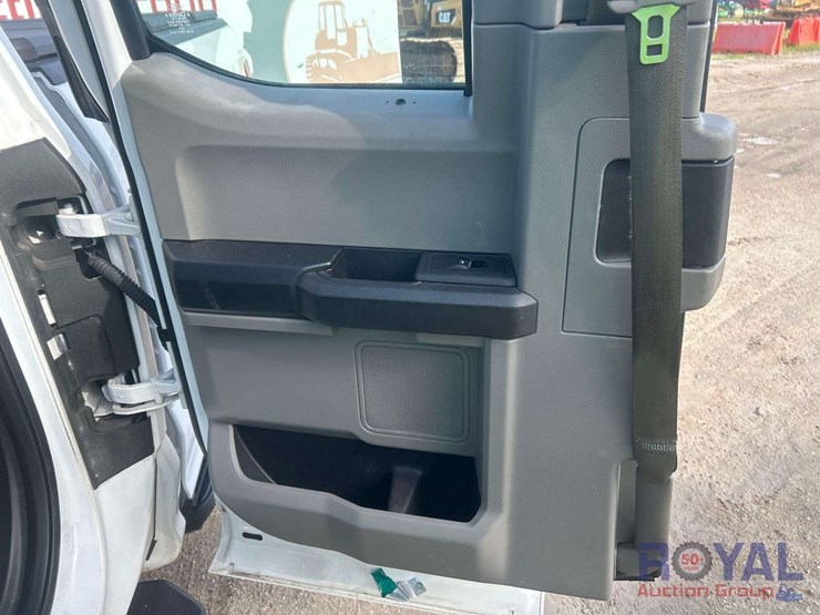 2017-ford-f150-image-21