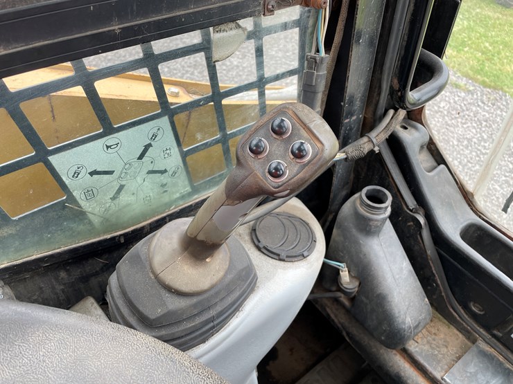 2007-caterpillar-257b-image-35