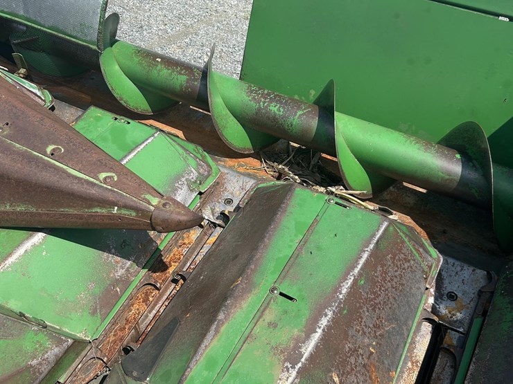 john-deere-444-image-7