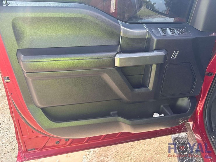 2017-ford-f150-image-11