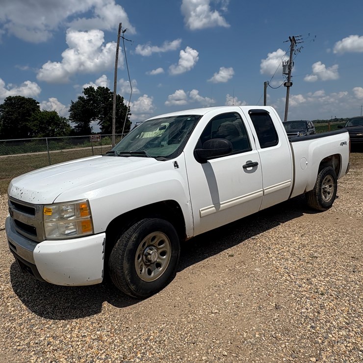 2010 CHEVROLET SILVERADO
