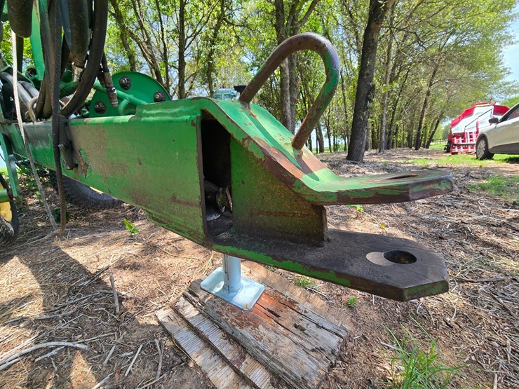 john-deere-700-image-13