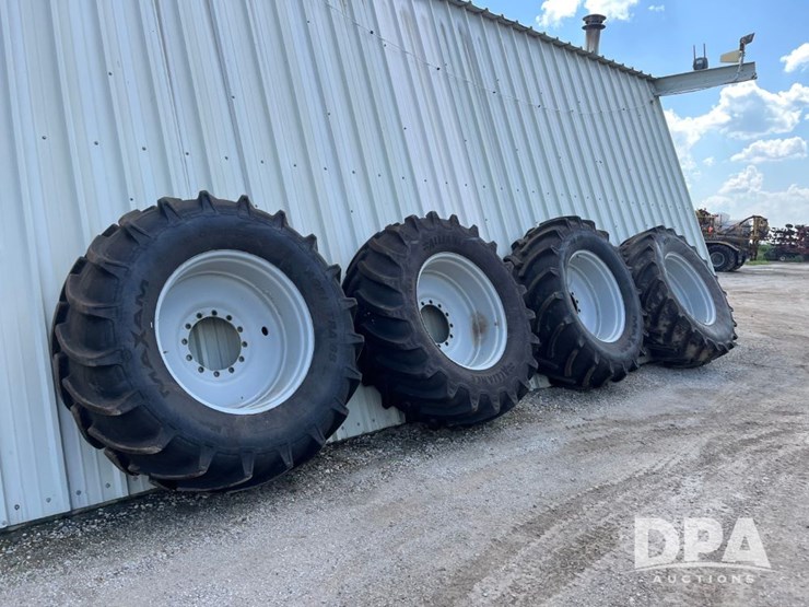flotation-tires-(jn2719)-image-2