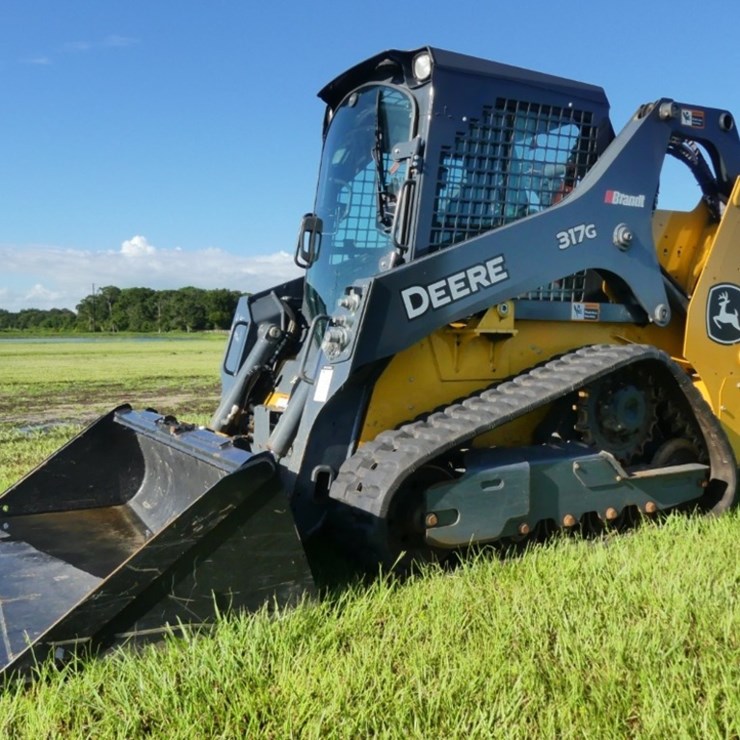 DEERE 317G