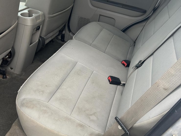 2011-ford-escape-xlt-image-8