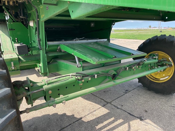 2002-john-deere-9550-image-11
