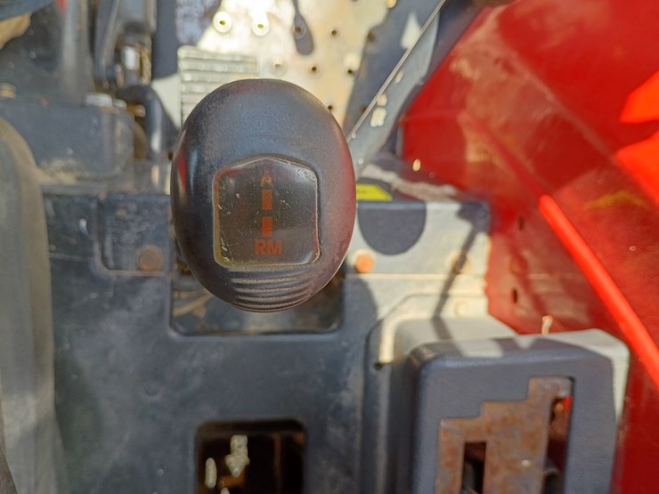 agco-allis-6690-image-30