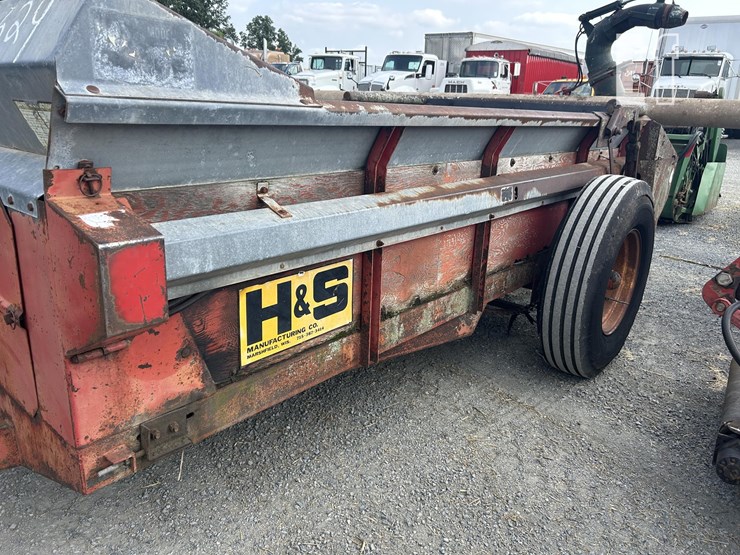 h-&-s-235-image-10