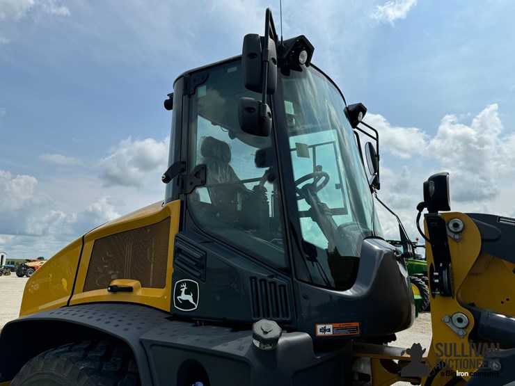 2019-deere-344l-image-20