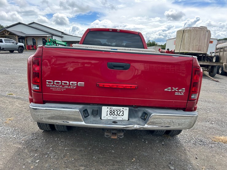 2004-dodge-ram-3500-image-6