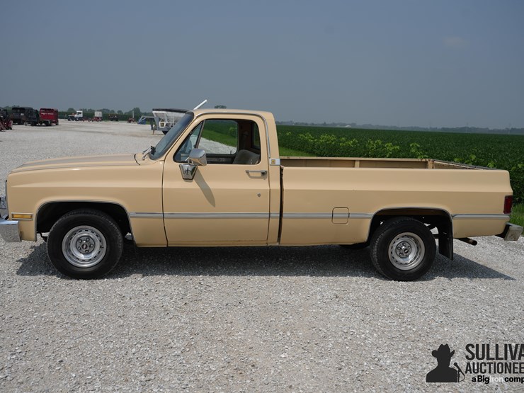 1982-chevrolet-silverado-image-8