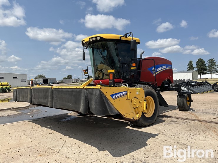 2019-new-holland-speedrower-260-image-1