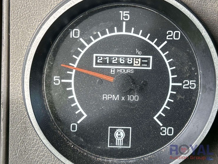 2008-kenworth-t300-image-8