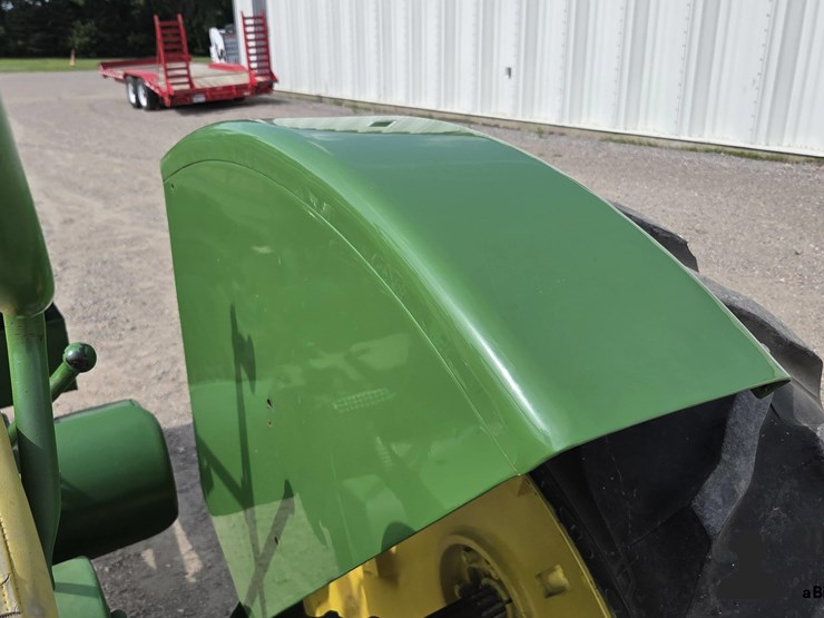 john-deere-b-image-18