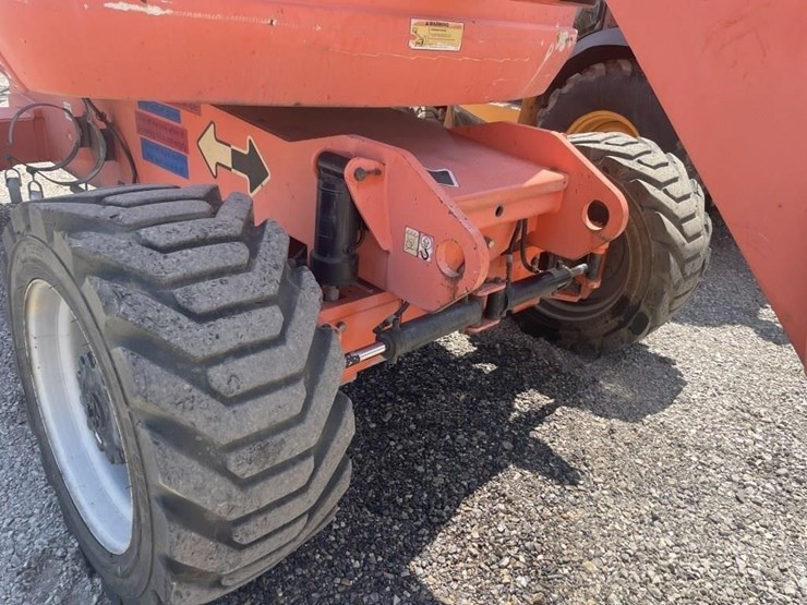 2003-jlg-800aj-image-17