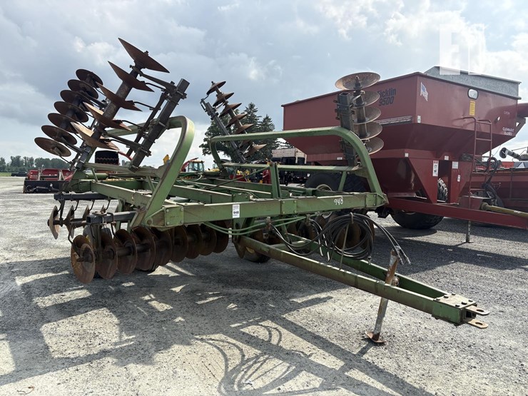 john-deere-230-image-14