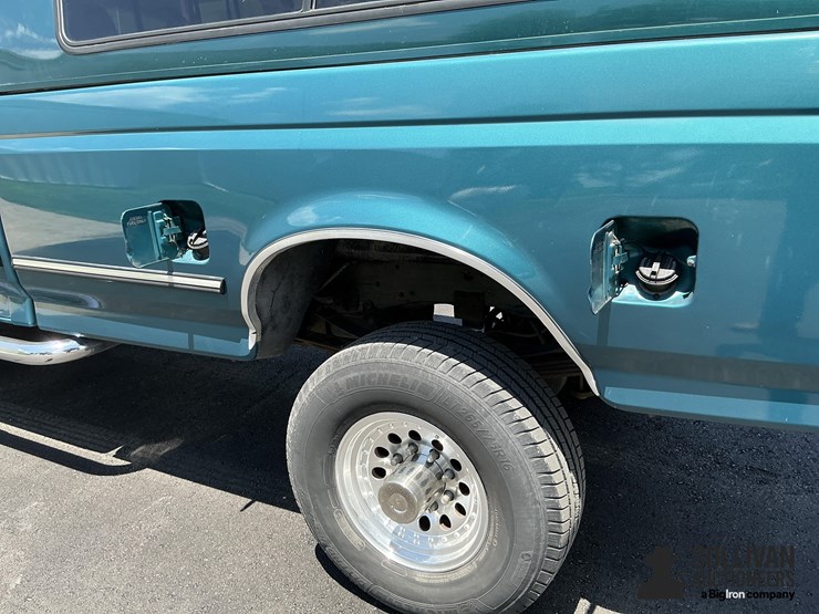 1996-ford-f350-xlt-image-15