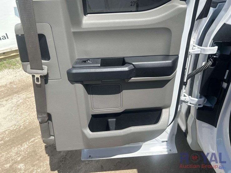 2019-ford-f150-image-25