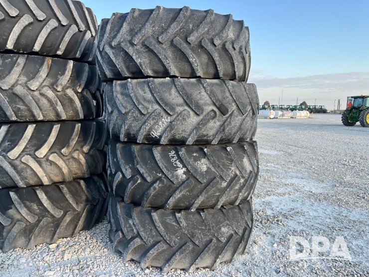 john-deere-4830-image-3