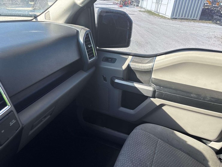 2015-ford-f150-image-15