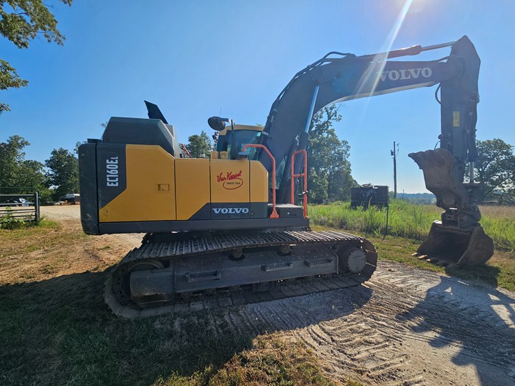 2018-volvo-ec160el-image-24