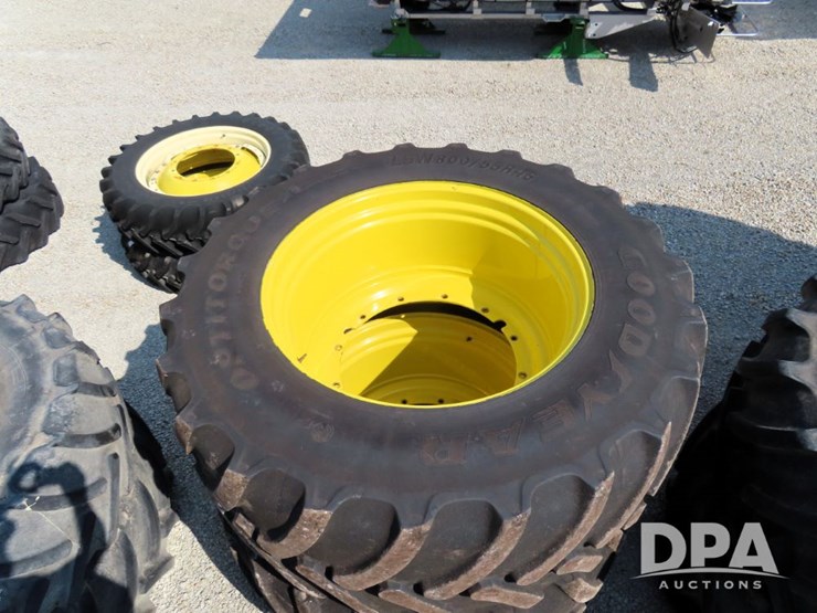 (4)-goodyear-flotation-tires/rims-(np6106,-unit-468408)-image-10