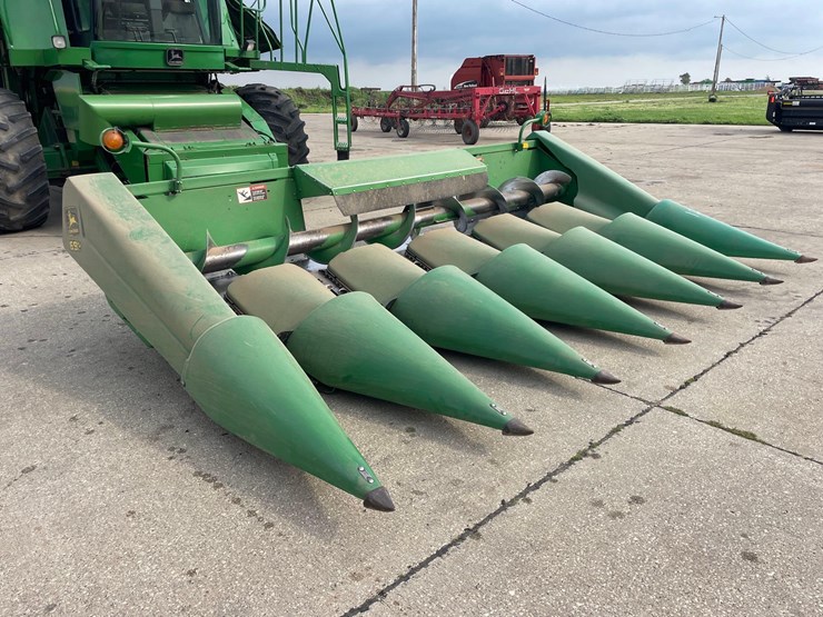 john-deere-693-image-1