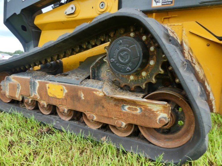 deere-331g-image-6
