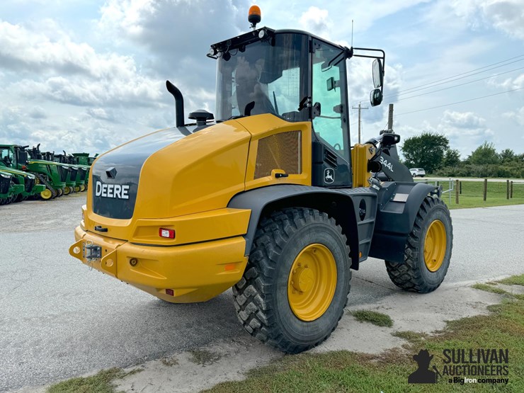 2019-deere-344l-image-5