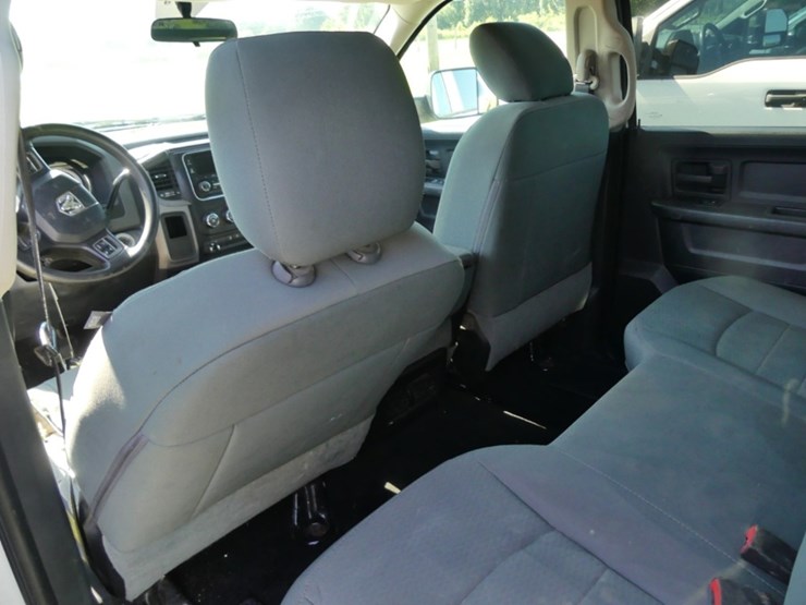 2016-dodge-ram-2500-image-10