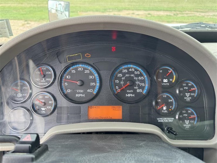 2012-international-durastar-4300-image-10