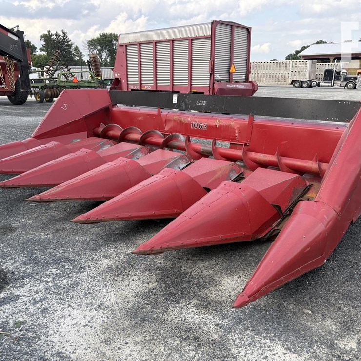 CASE IH 1063
