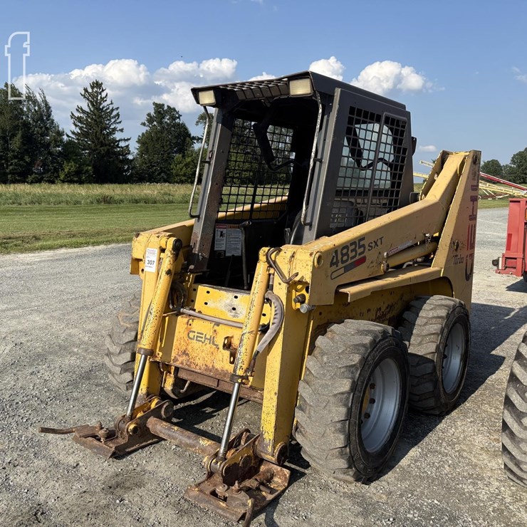 GEHL 4835SXT