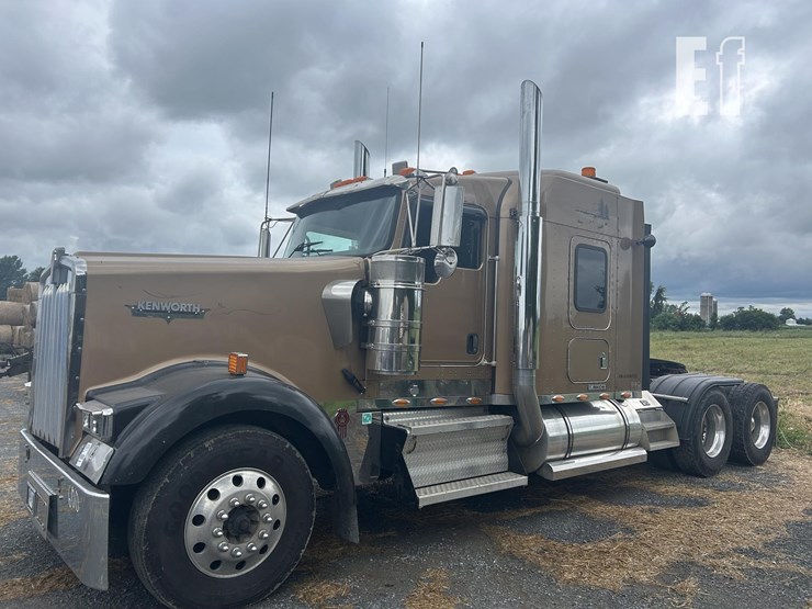 2006-kenworth-w900l-image-3