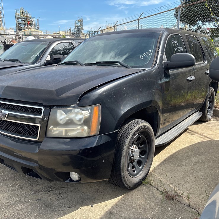 2011 CHEVROLET TAHOE